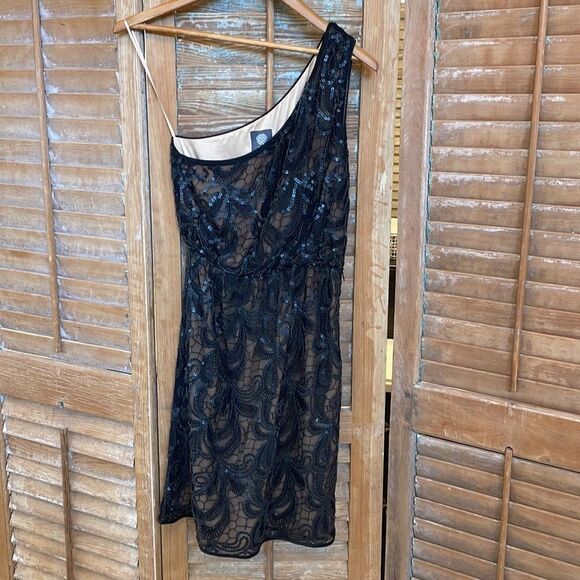 Vince Camuto One Shoulder Sequin Dress Size 2 - Picture 5 of 8